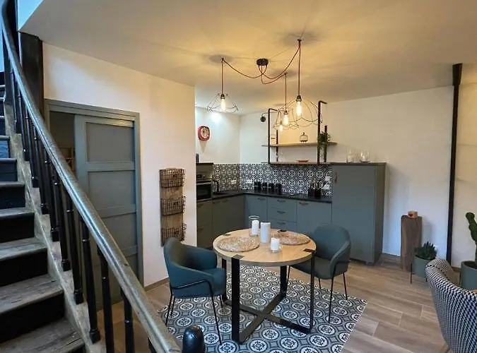 Entre Nous Le Marechal Holiday home