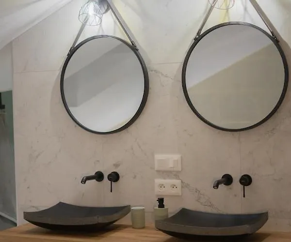 Entre Nous Le Marechal * 쏘뮤흐