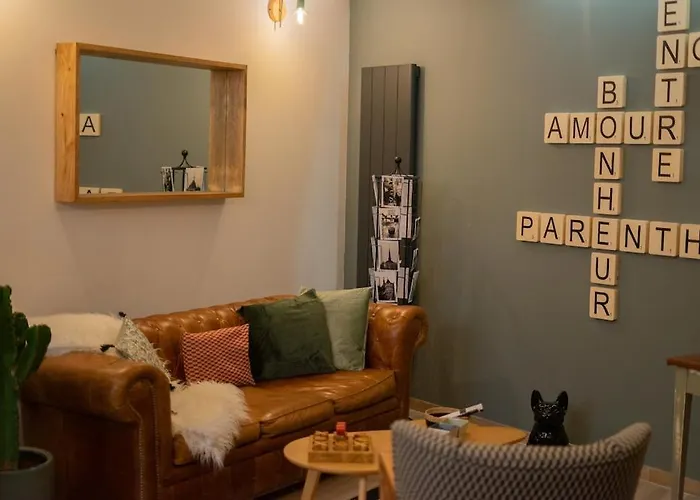 Entre Nous Le Marechal *